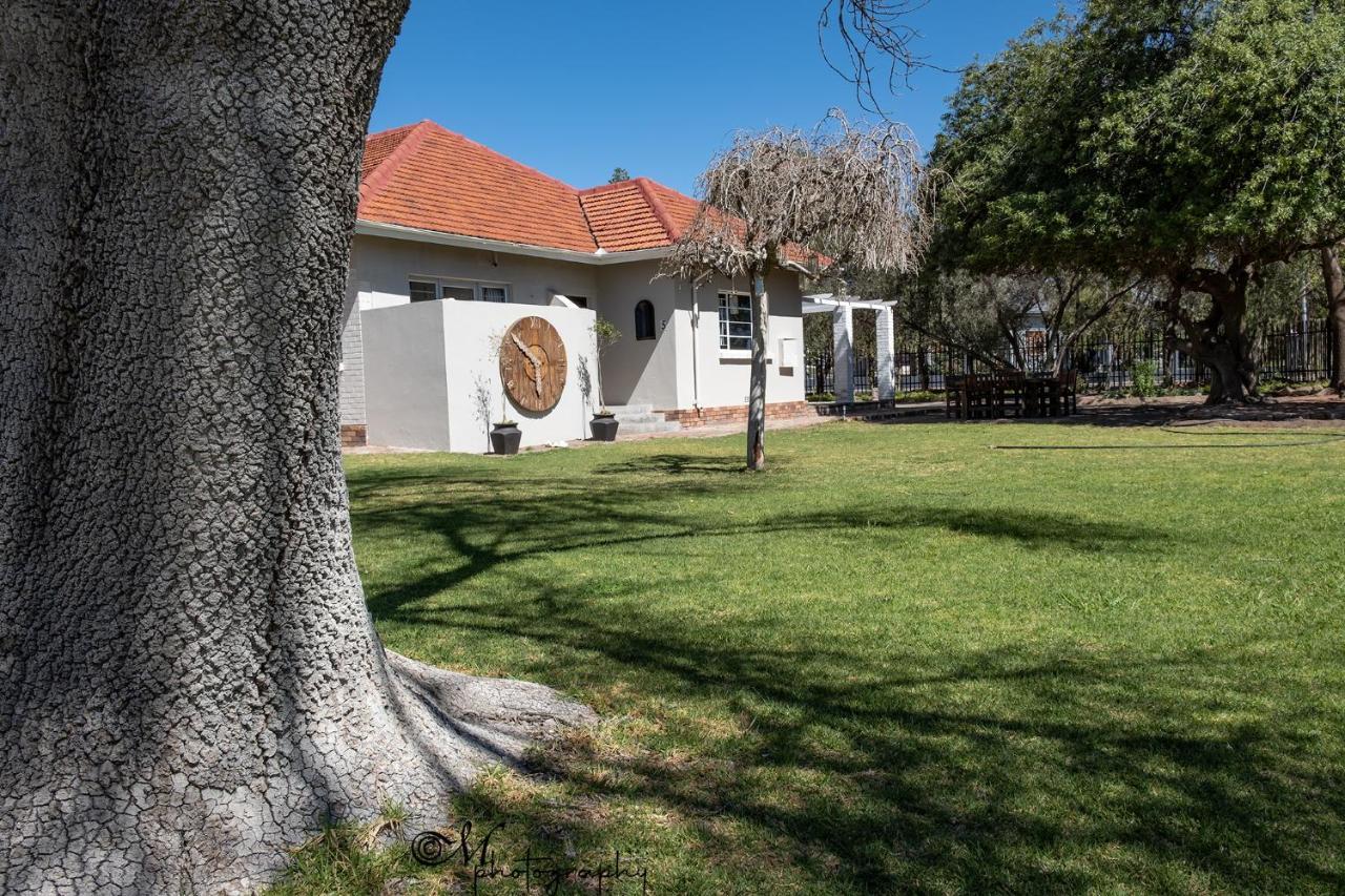 @Mango'S Apartment Beaufort West Exterior photo