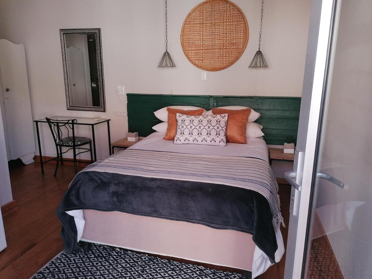 @Mango'S Apartment Beaufort West Exterior photo